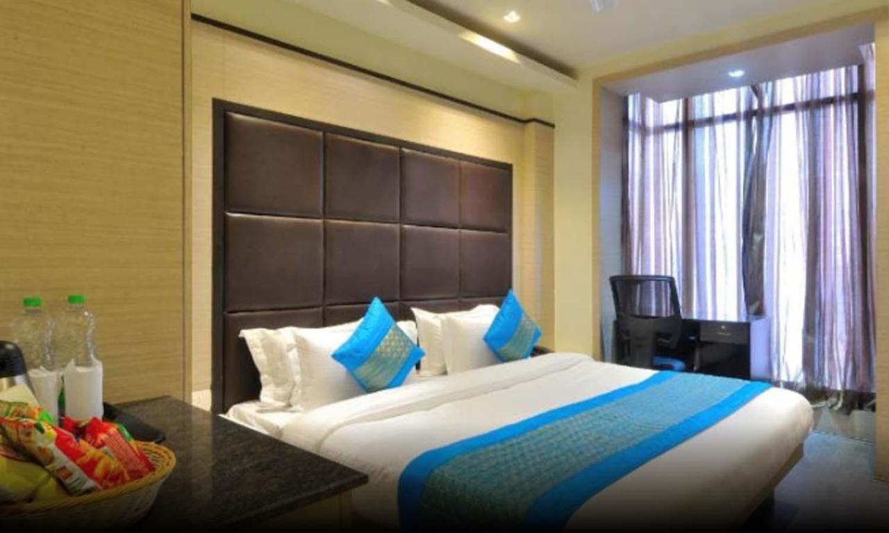 Hotel Royal Grand - Opposite Axis Bank East Patel Nagar Νέο Δελχί Εξωτερικό φωτογραφία