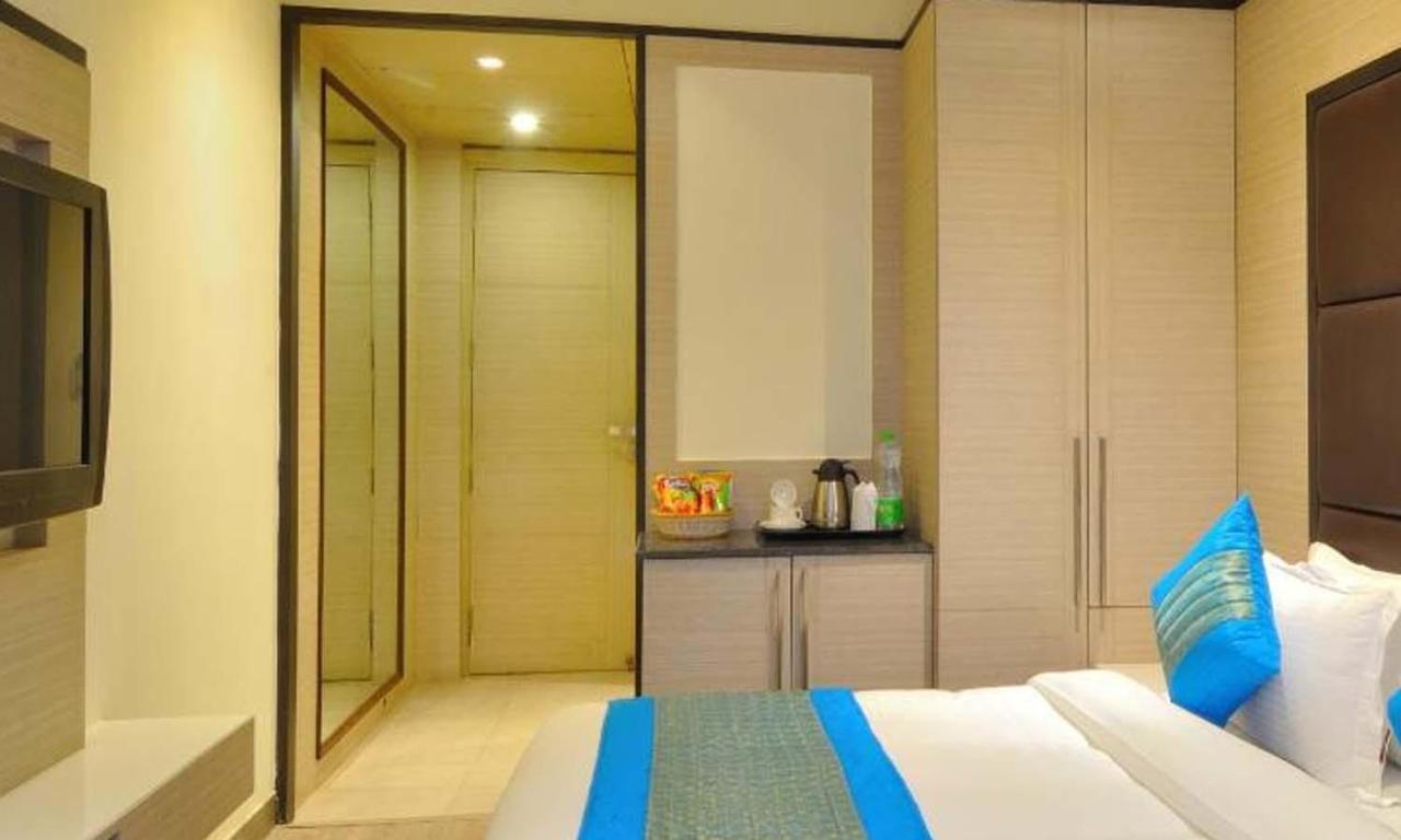 Hotel Royal Grand - Opposite Axis Bank East Patel Nagar Νέο Δελχί Εξωτερικό φωτογραφία