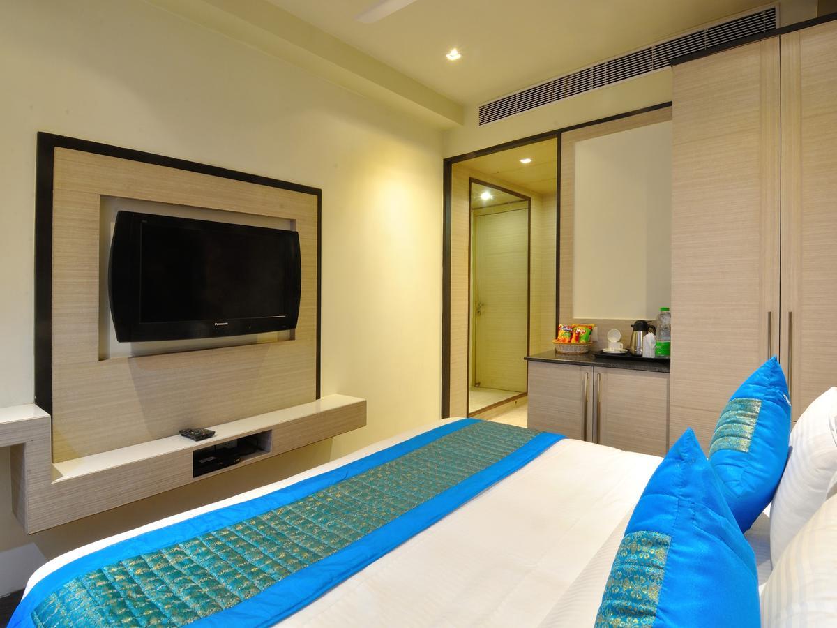 Hotel Royal Grand - Opposite Axis Bank East Patel Nagar Νέο Δελχί Εξωτερικό φωτογραφία