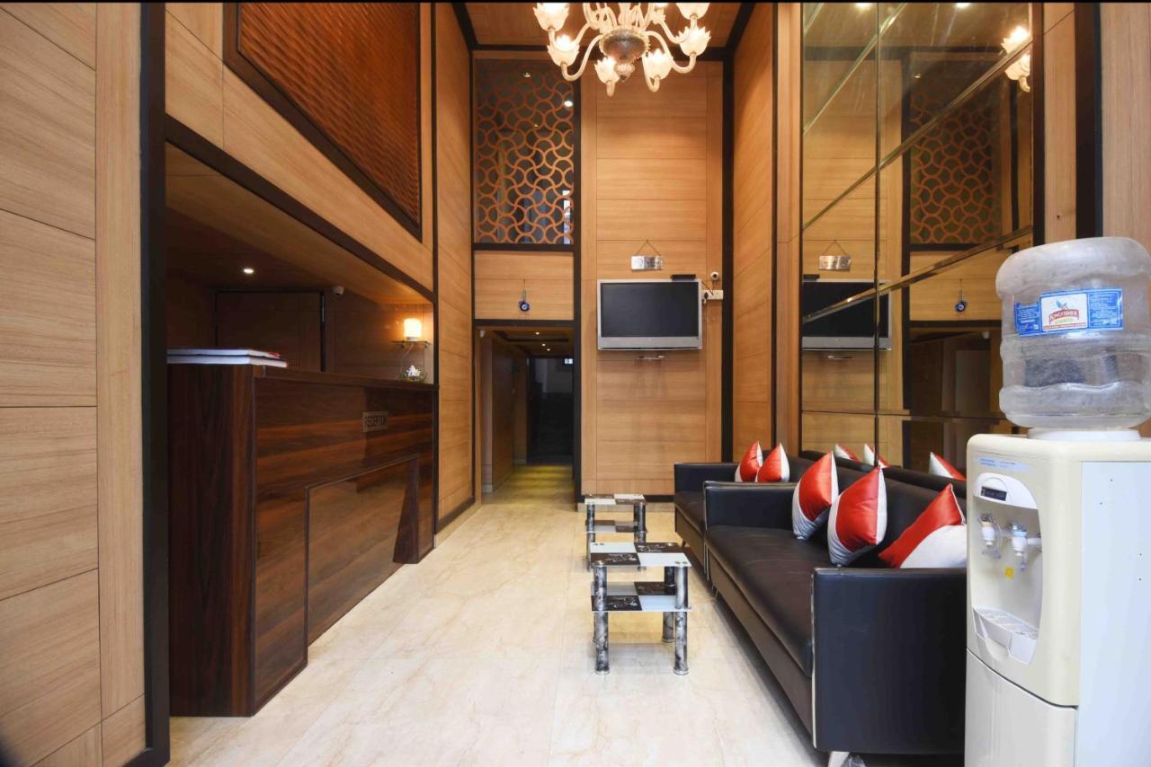 Hotel Royal Grand - Opposite Axis Bank East Patel Nagar Νέο Δελχί Εξωτερικό φωτογραφία